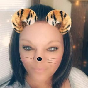 Meet your Posher, Leslie